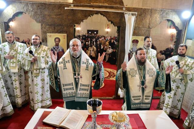 Sfântul Ioan sărbătorit la Mănăstirea Scărișoara