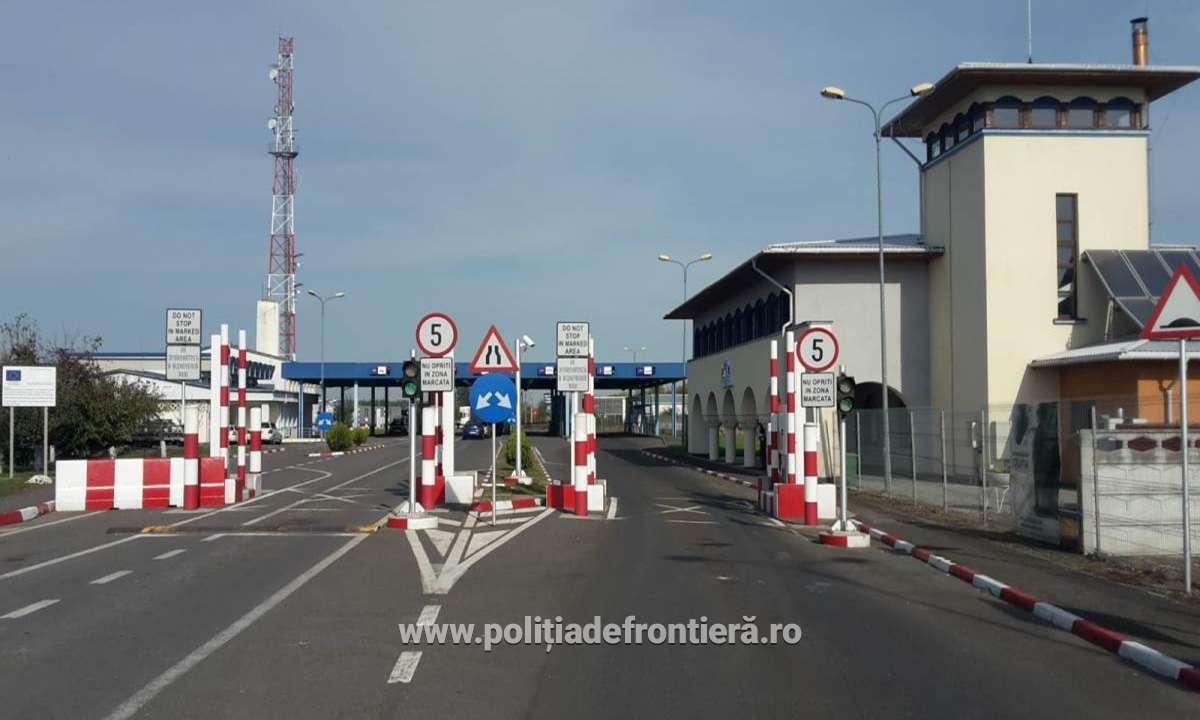 Migrant pakistanez prins la vamă, transportat la spital