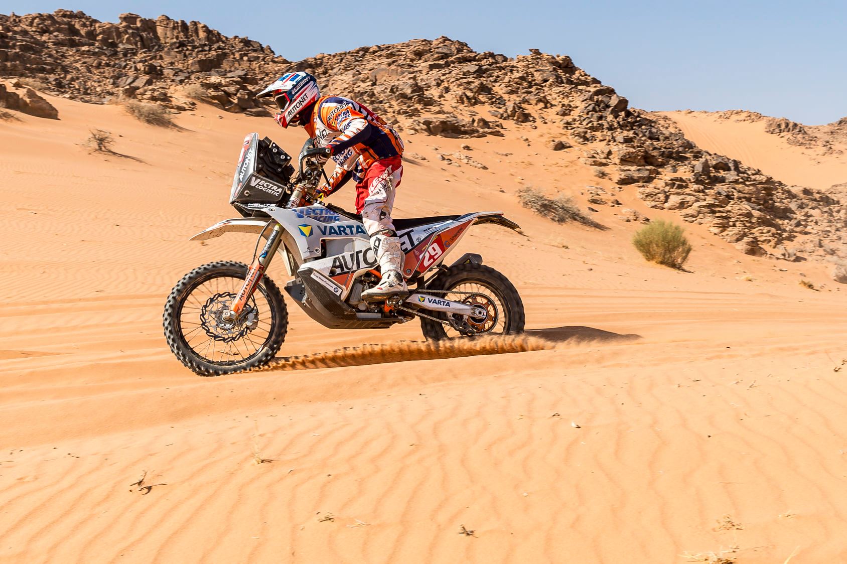 Mani Gyenes rămâne  în Top 30 la general  și după etapa a 10-a