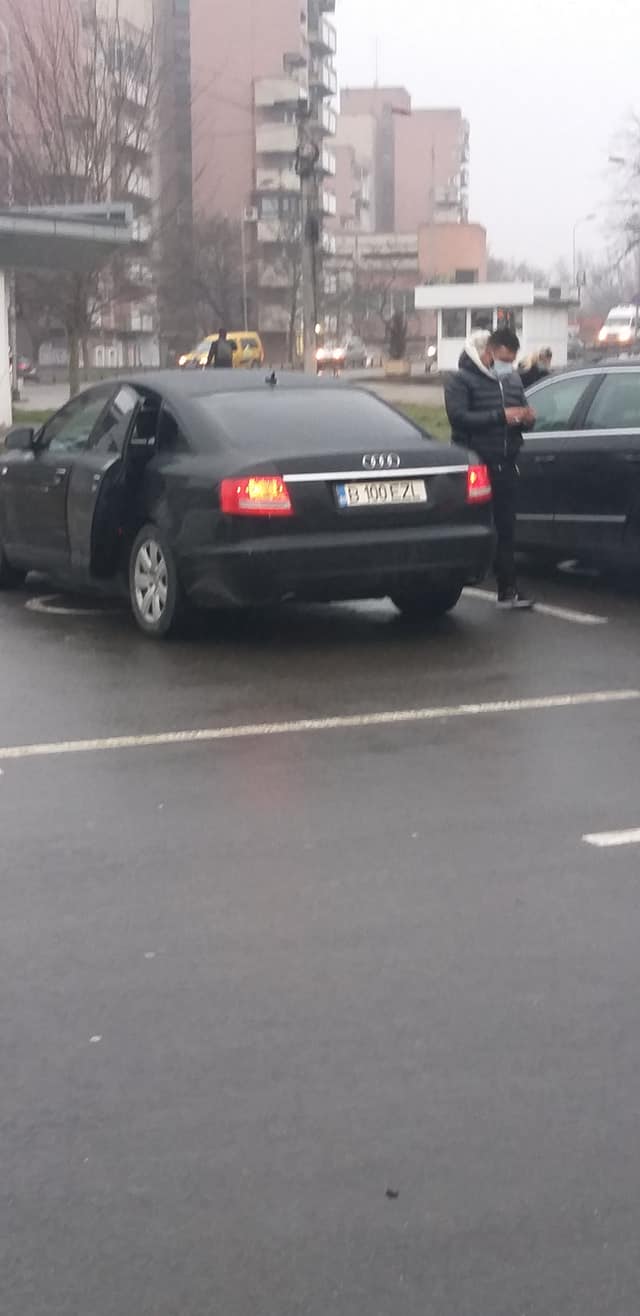 Nesimțire și tupeu!  Bolizi parcați pe locurile rezervate persoanelor cu handicap