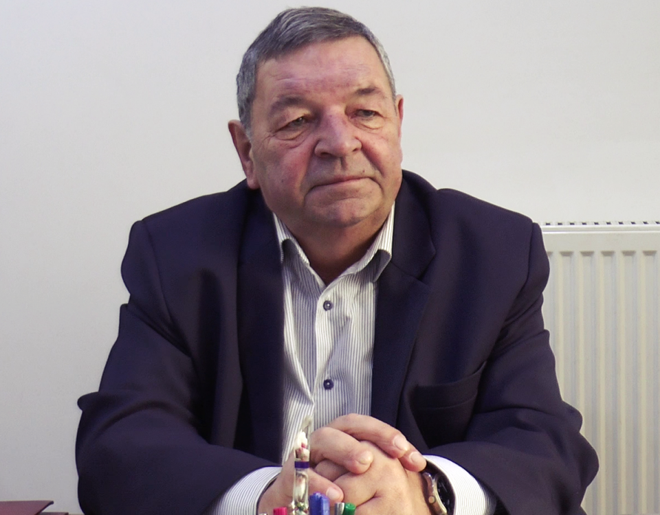 Pensionarii se împrumută pentru  a ajuta familiile copiilor