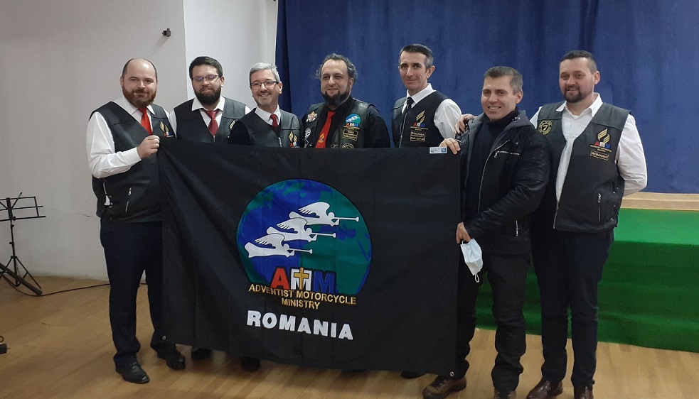 FOTO. Motocicliști cu INIMĂ MARE. Zeci de nevoiași, AJUTAȚI  de bikerii sătmăreni