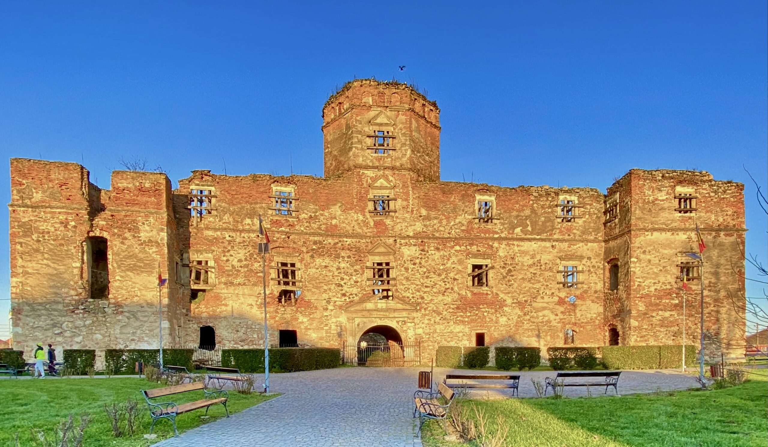 Călător de o zi la Medieşu Aurit