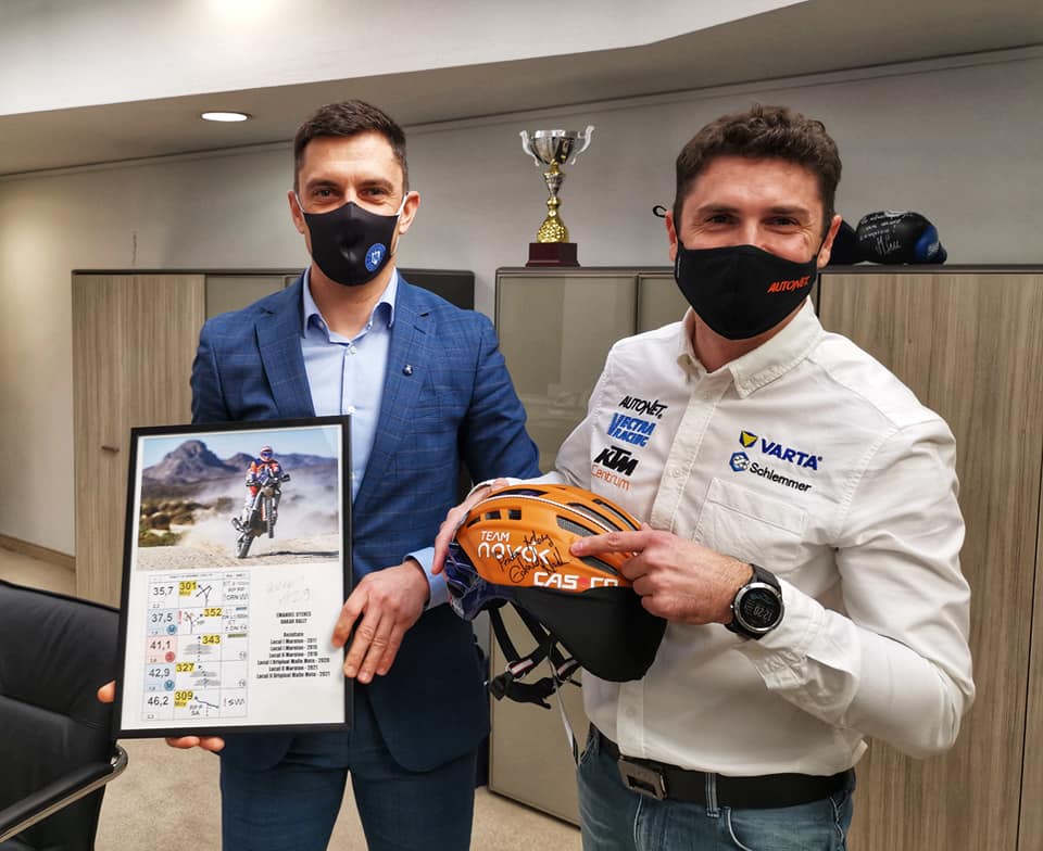 Mani Gyenes, premiat de ministrul sportului, Eduard Novak!