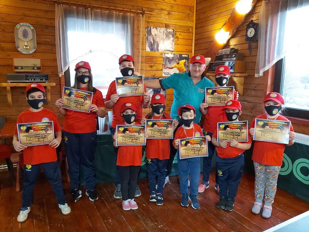 Concurs de tenis de masă în Supuru de Jos