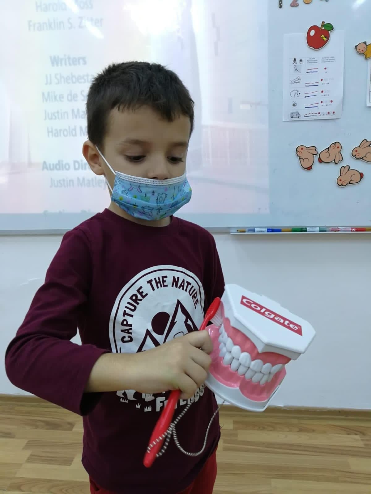 Programul Școlar Colgate