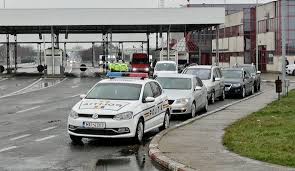 Sute de sătmăreni, în carantină