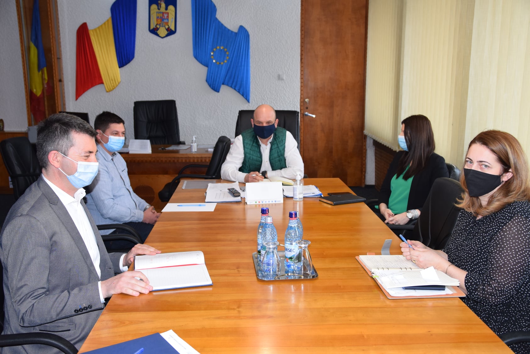 Prefectul cere mai multe fluxuri  de vaccinare în județ