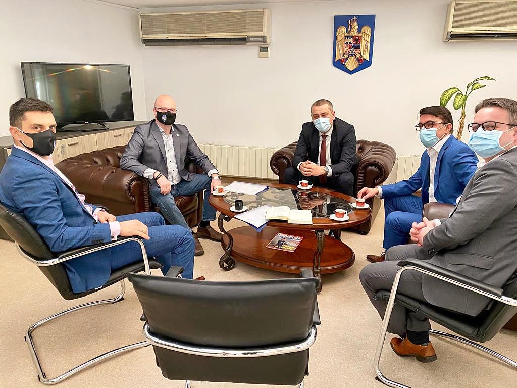 ÎNTÂLNIRE CU MINISTRUL TINERETULUI ȘI SPORTULUI
