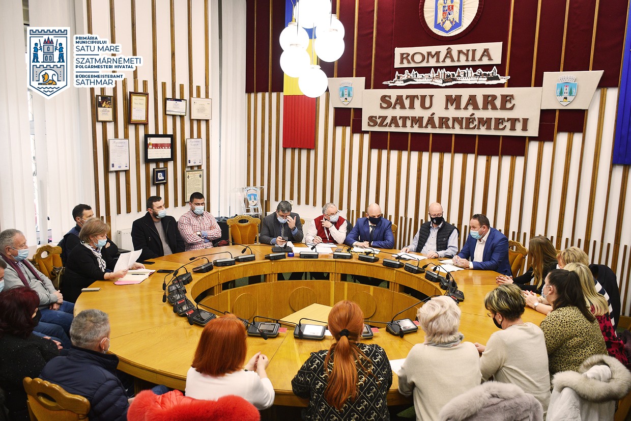 Apel disperat pentru salvarea industriei textile din Sătmar