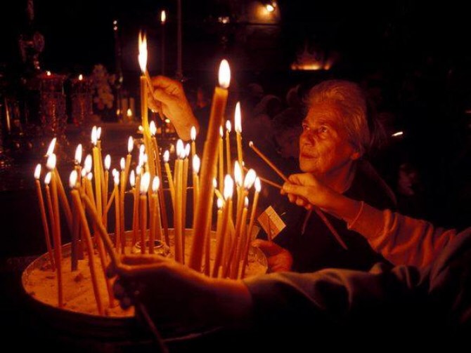 Restricțiile de circulație de Paștele Catolic ridicate până la ora 2 dimineața, în noaptea de Înviere