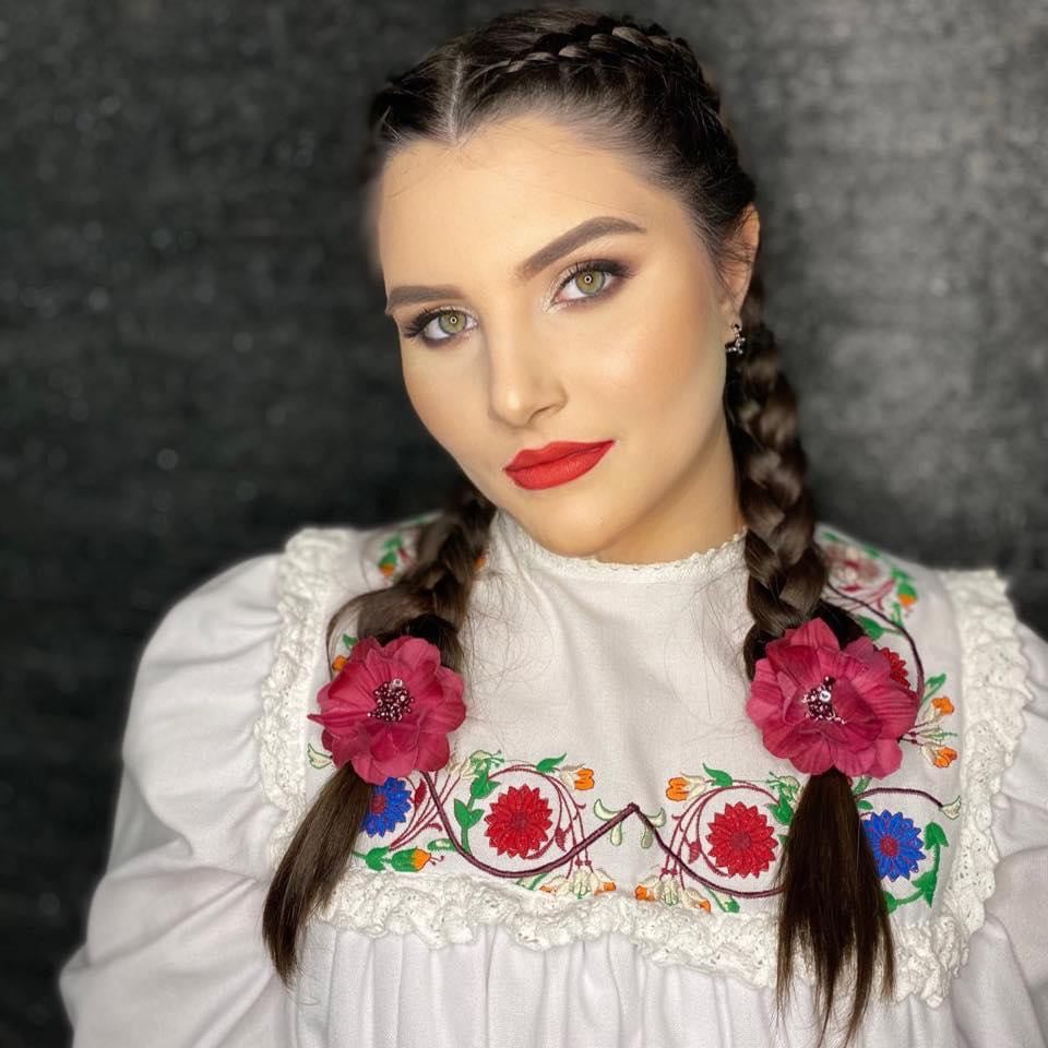 ”Un artist complex știe să cânte orice gen muzical”