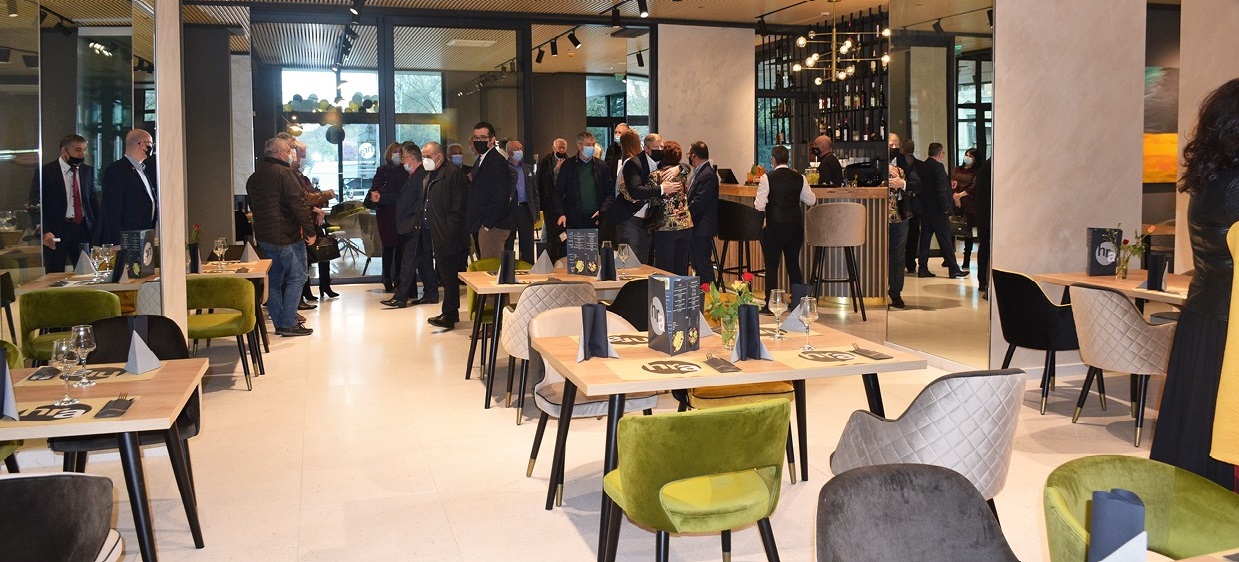 Complexul hotelier Aurora, redeschis după ce a fost reabilitat și modernziat