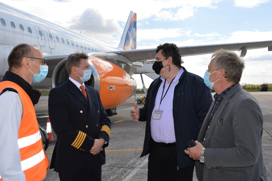 Prima cursă aeriană de la Paris la Satu Mare