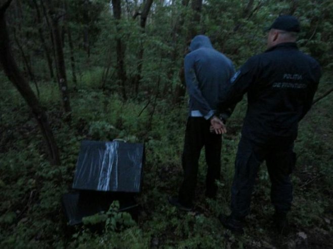 DOSAR PENAL pentru un CONTRABANDIST  de doar 15 ani