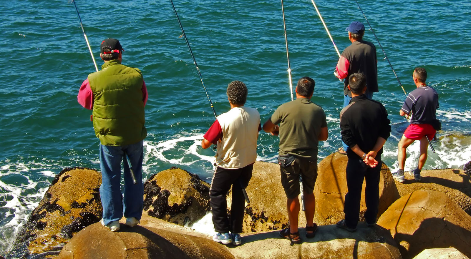 ATENȚIE! Pescarii comerciali trebuie să se autorizaze la APM