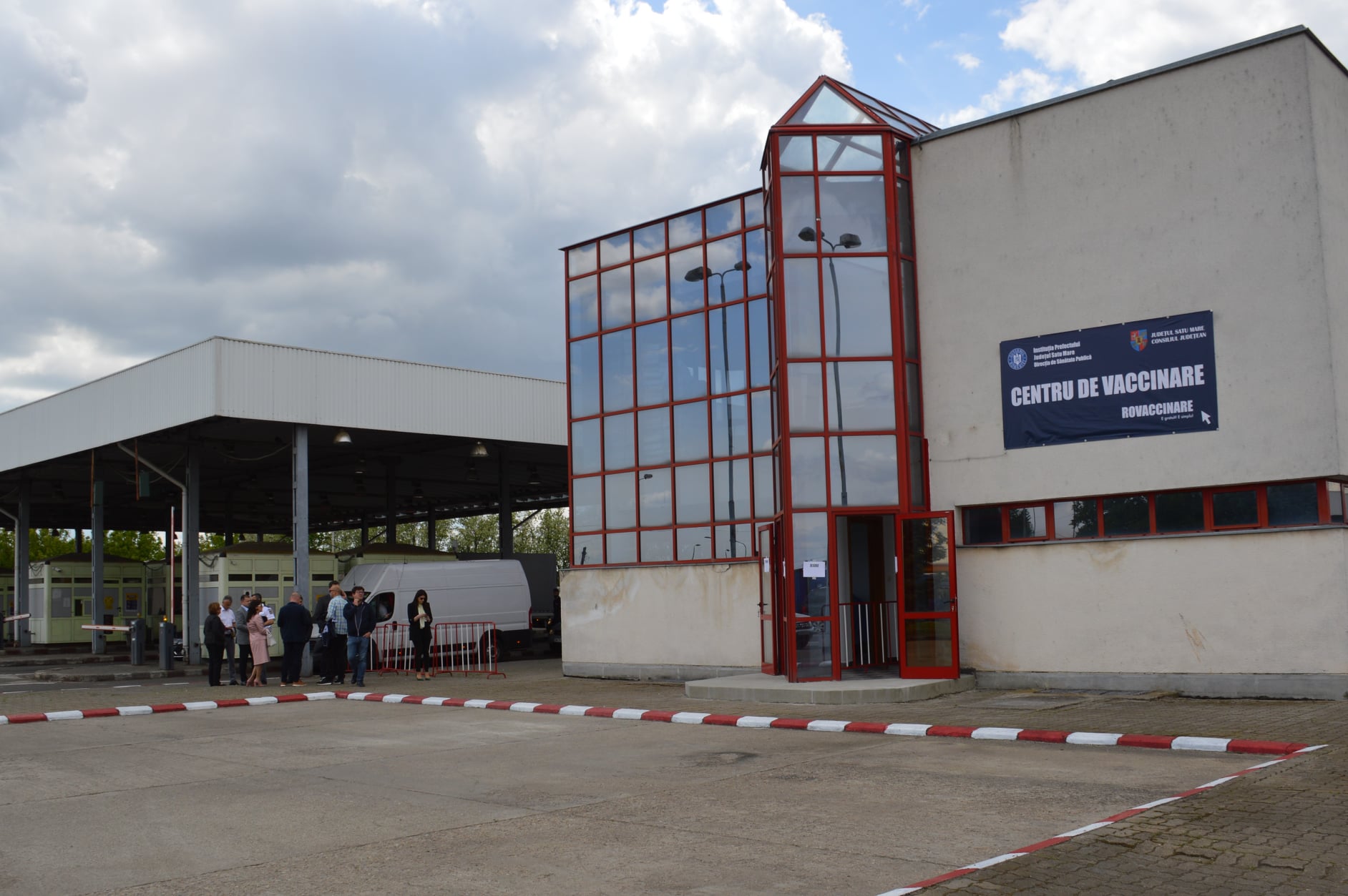 In Vama Petea oamenii se pot vaccina fara programare, doar cu un act de identitate