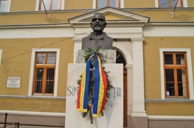 157 de ani de la moartea lui Simion Bărnuţiu. Paşoptist de frunte şi mare patriot şi-a desăvârşit studiile la Carei