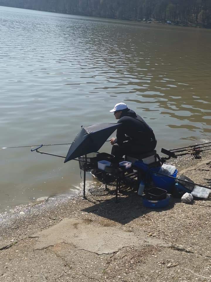 Concurs de pescuit sportiv la Călinești-Oaș