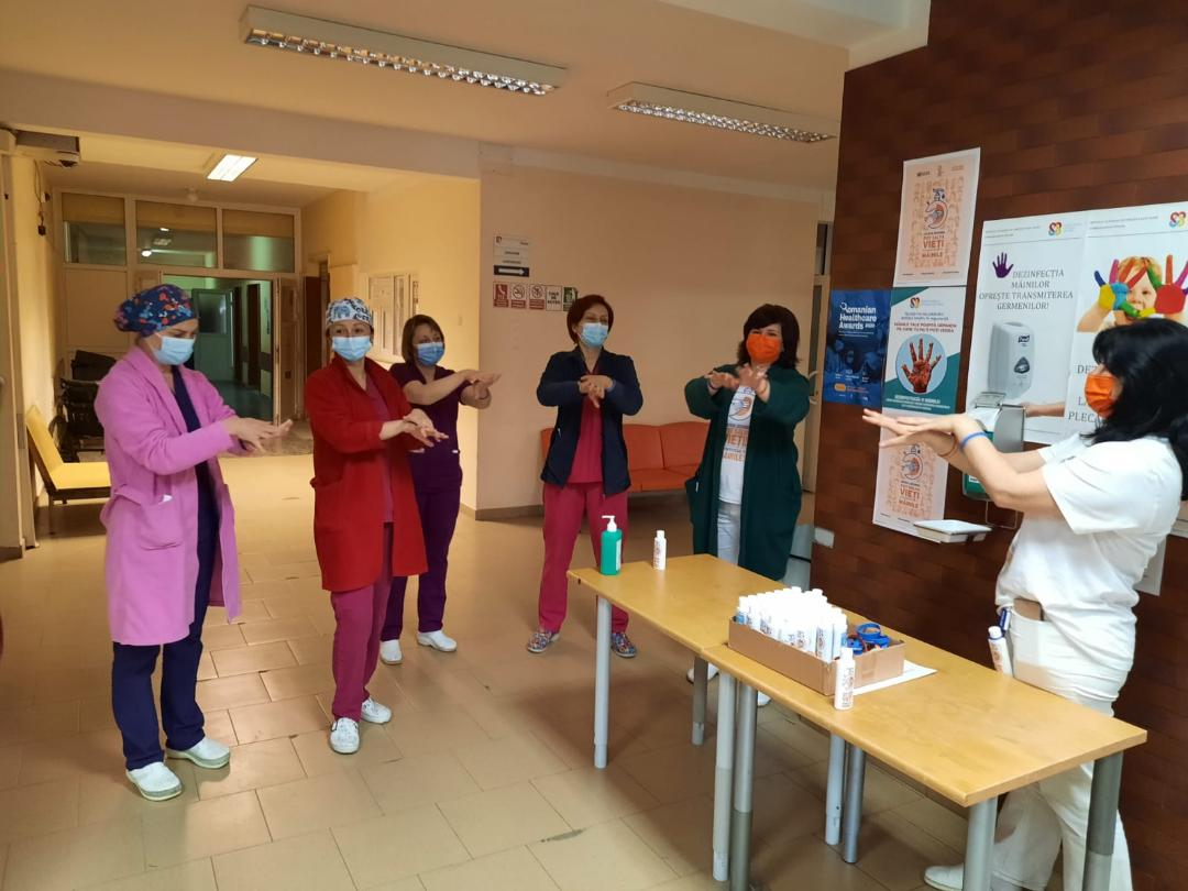 Salvează vieţi, spală sau dezinfectează mâinile!