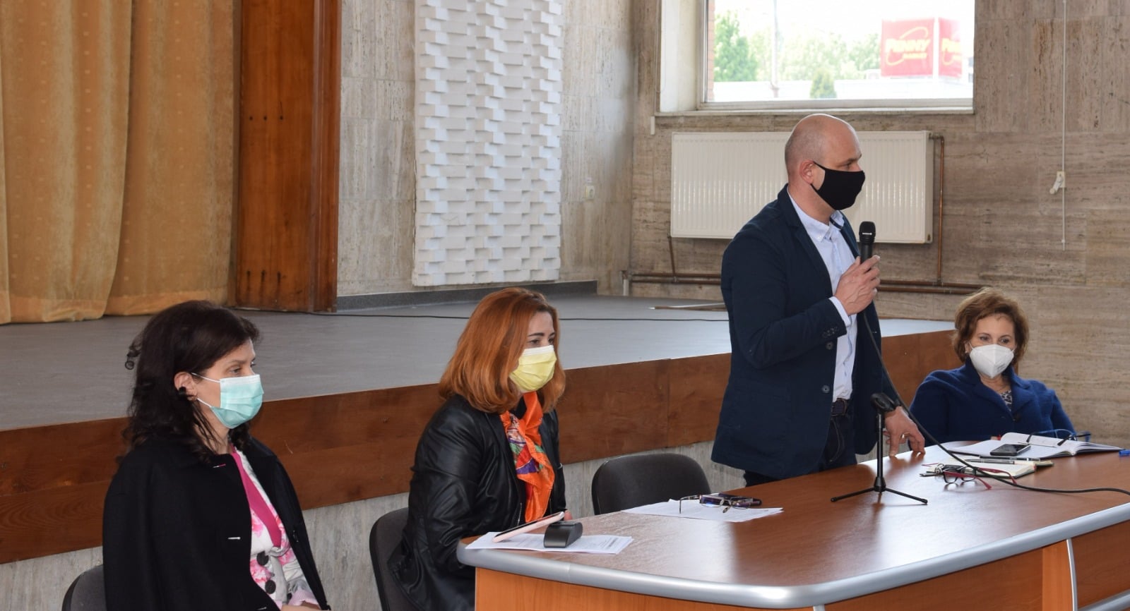 Vaccinare anticovid în aproape 40 de cabinete medicale de familie din județ