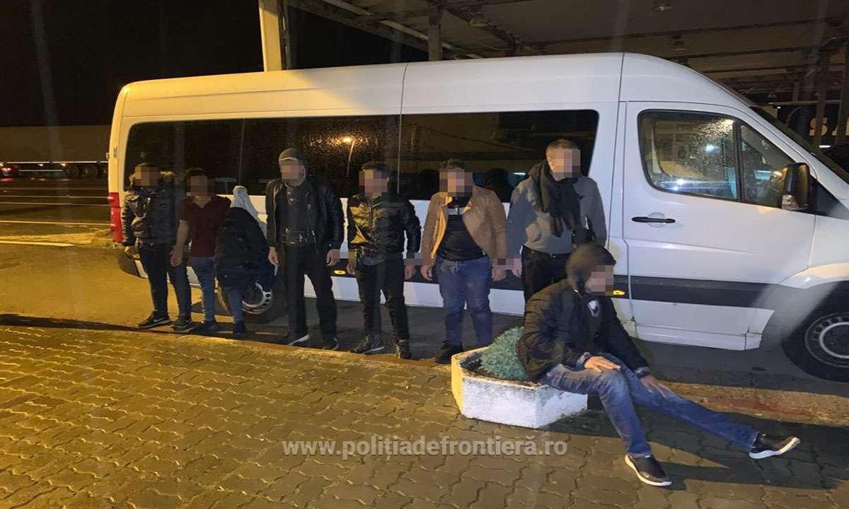 ȚARA OAȘULUI, locul în care BĂRBAȚII  din UCRAINA  fug de RAZBOI