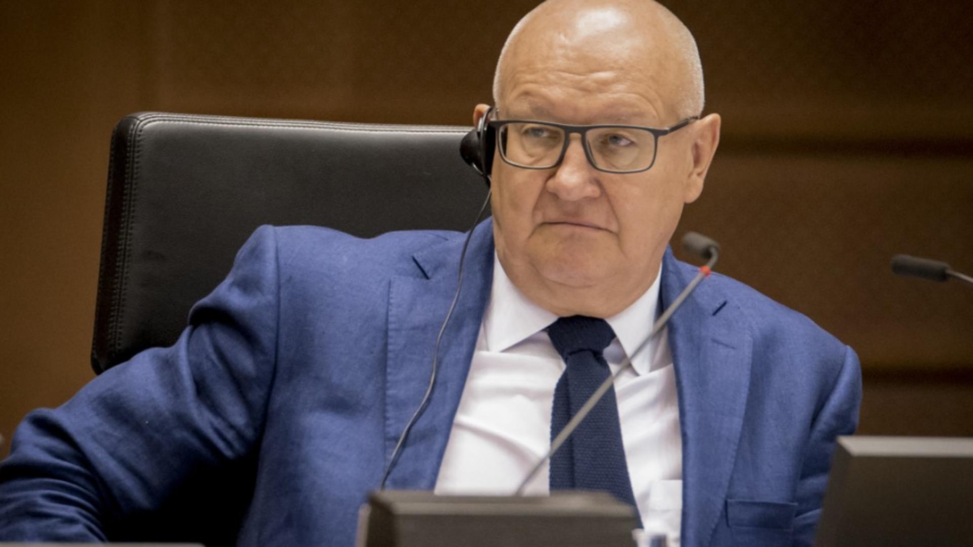 Onorant. Sătmăreanul Ioan Mircea Pașcu, consultant BNR