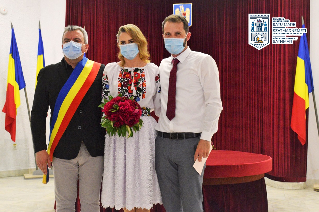 Se poate programa online ceremonia căsătoriei civile