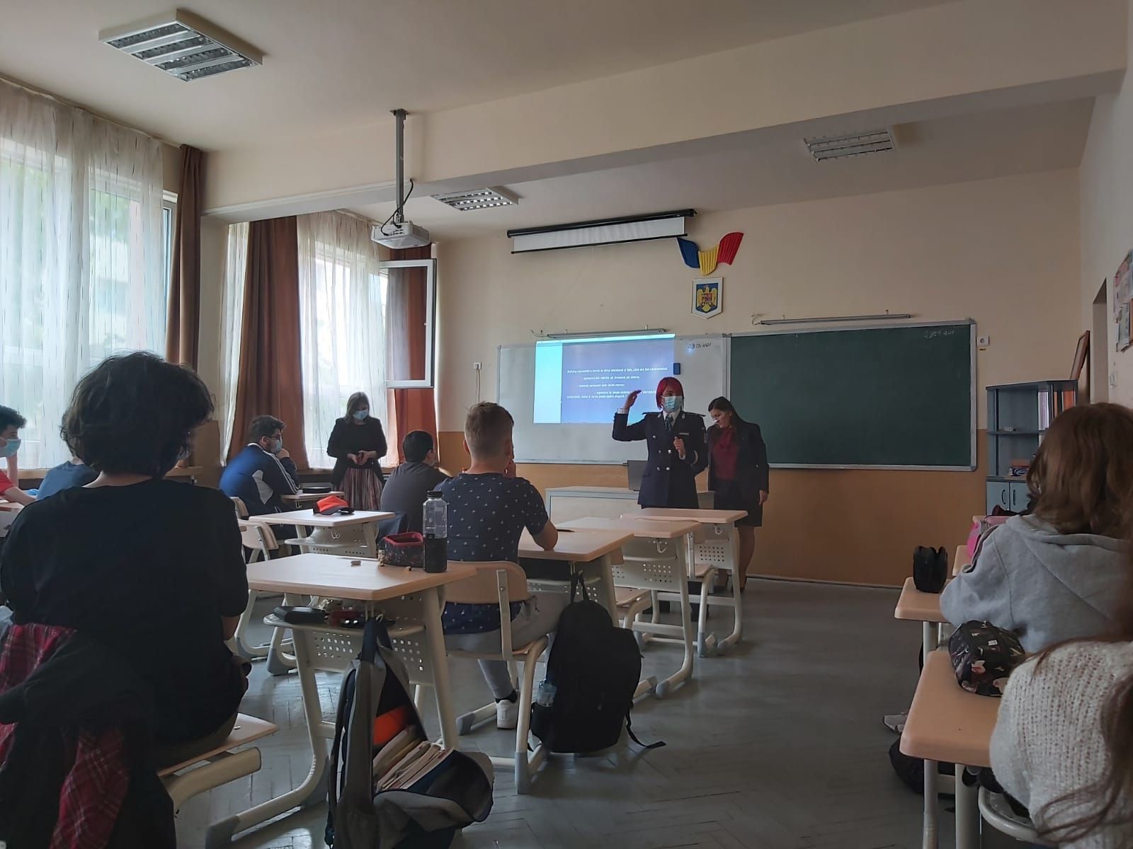 Proiect având ca scop prevenirea delincvenței juvenile și a victimizării minorilor în derulare la Satu Mare