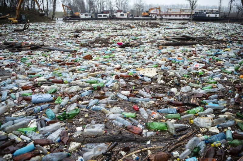 POLUARE pe Someș. SUTE  de metri cub de deşeuri