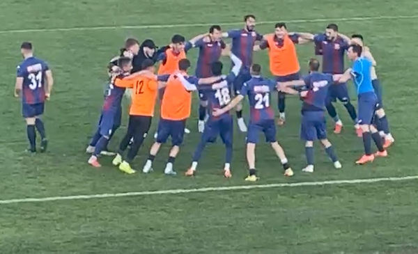 Victoria Carei și Unirea Tășnad vor juca finala Ligii a 4-a