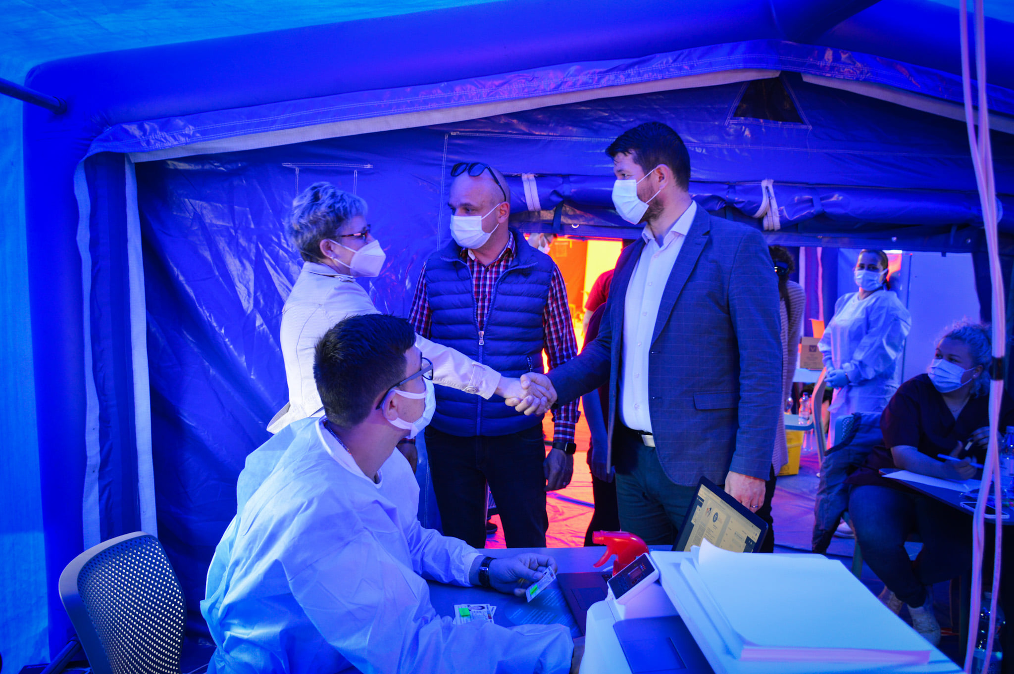 Centrele de vaccinare din județ, vizitate de secretarul de stat Zoltán Kallós