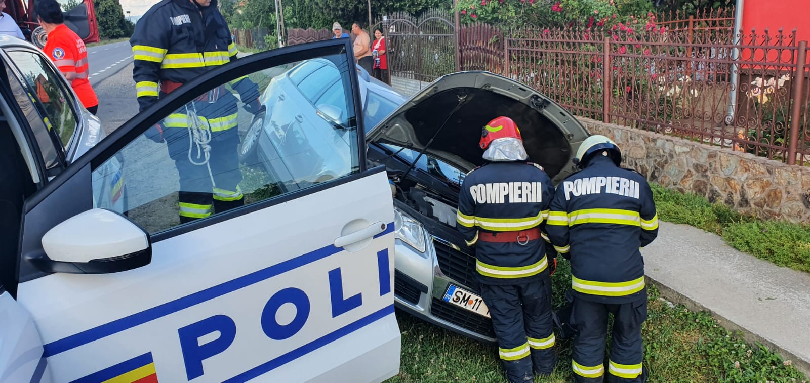 Mașină căzută într-un șanț din Ciuperceni