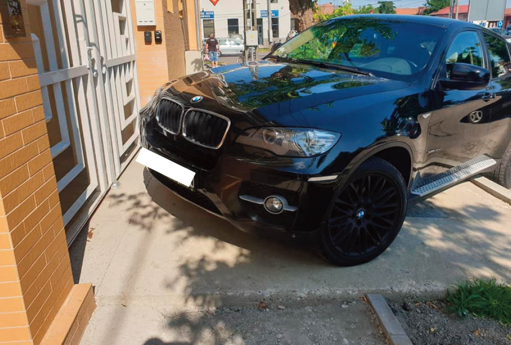 Pe aici nu se trece...