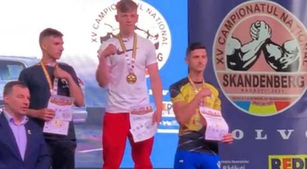 Raul Roșu, campion național la Skandenberg