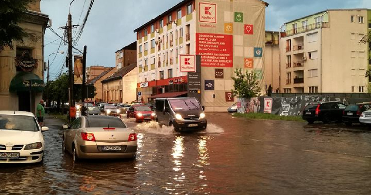 Pagubele lăsate de furtuna din Satu Mare