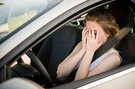 Tânără de 25 de ani, prinsă la volan fără pemis