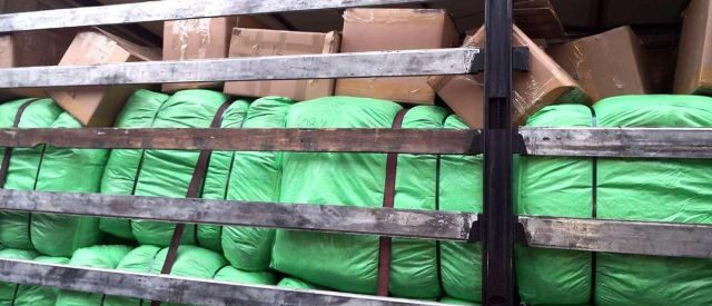 Automarfar oprit la vama Petea