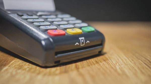 Plata taxelor și impozitelor locale poate fi făcută cu cardul, la Medieșu Aurit