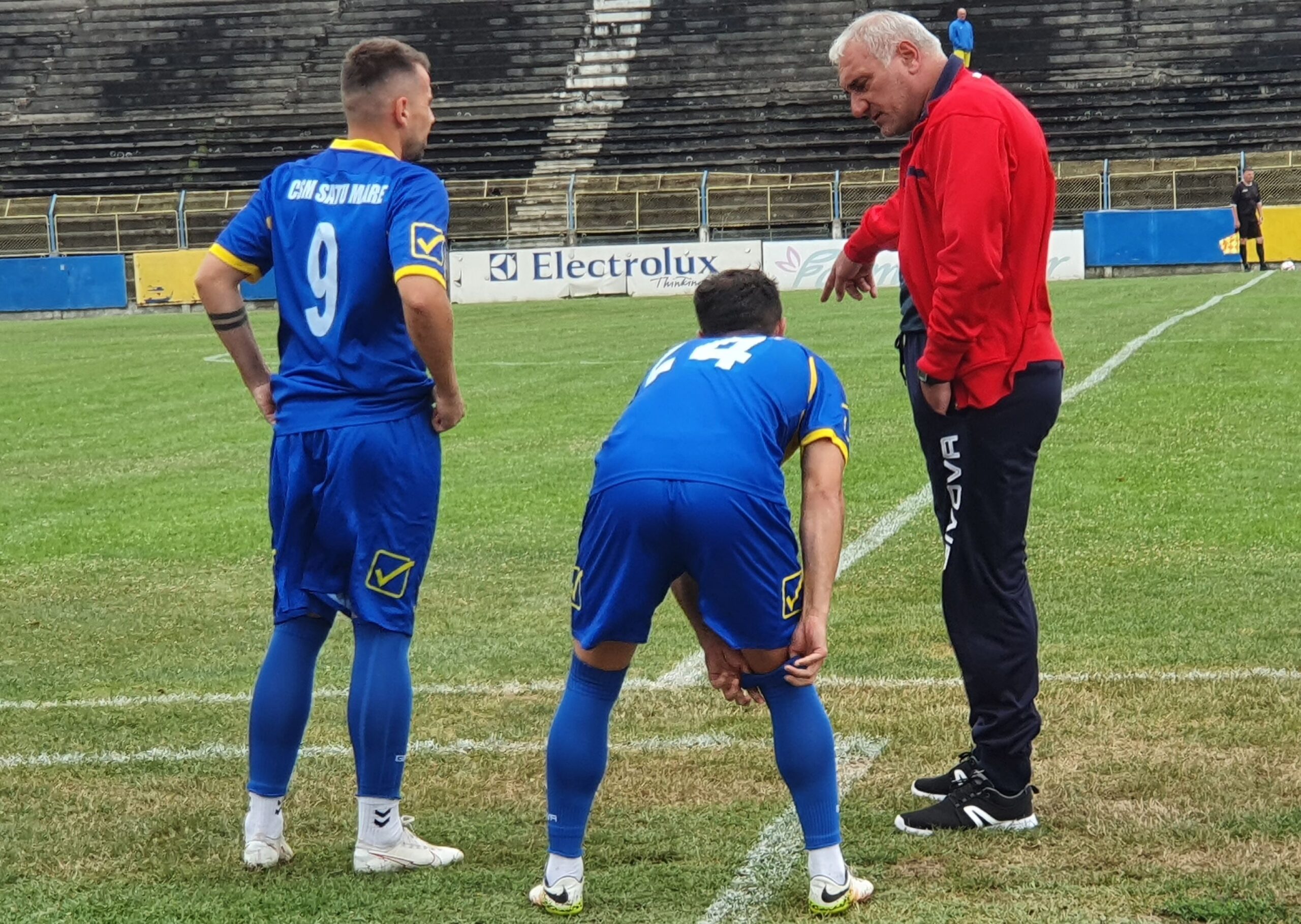 Programul turului echipelor din Seria 10