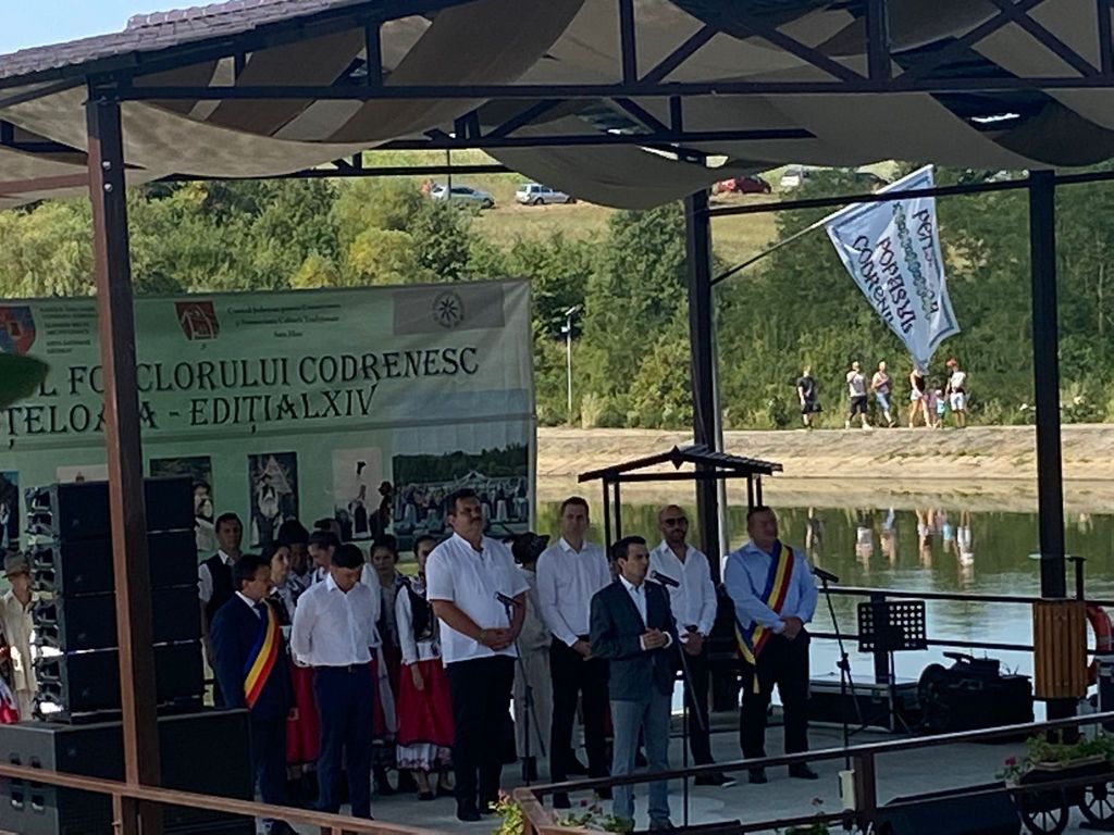 Ajuns la cea de-a 64-a ediție, Festivalul Folcloric Codrenesc s-a ținut oarecum ilegal și imoral