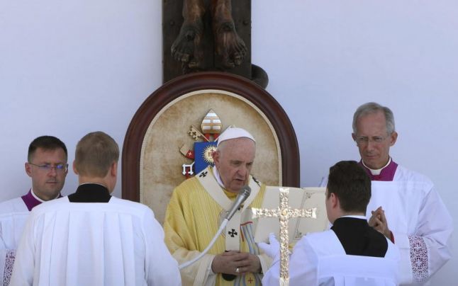 Papa Francisc - pelerin umil la  “Hotarul dintre civilizații”