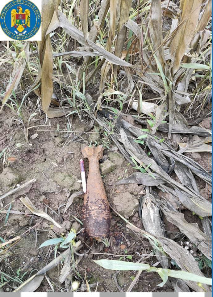 Bombă aruncător de calibru 82mm, găsită în localitatea Pir