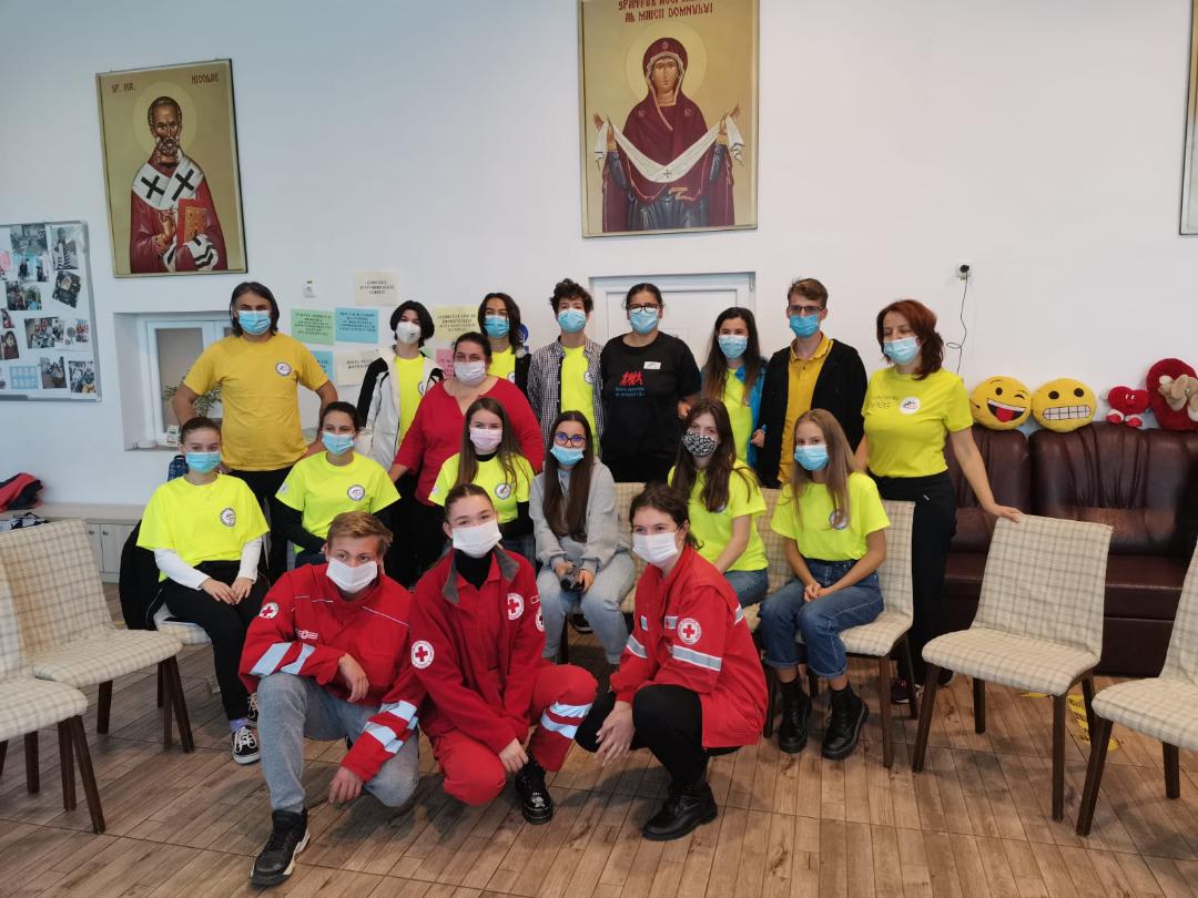 Young&amp;Yellow, un proiect de formare a tinerilor voluntari inițiat de Cutezătorii Munților
