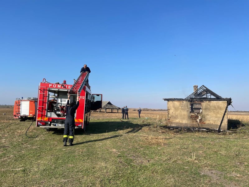 PANICĂ - Pericol de explozie județ