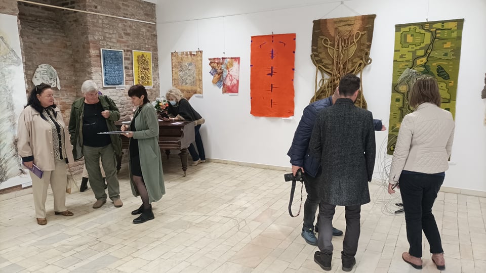 Artă plastică în anotimpul roadelor