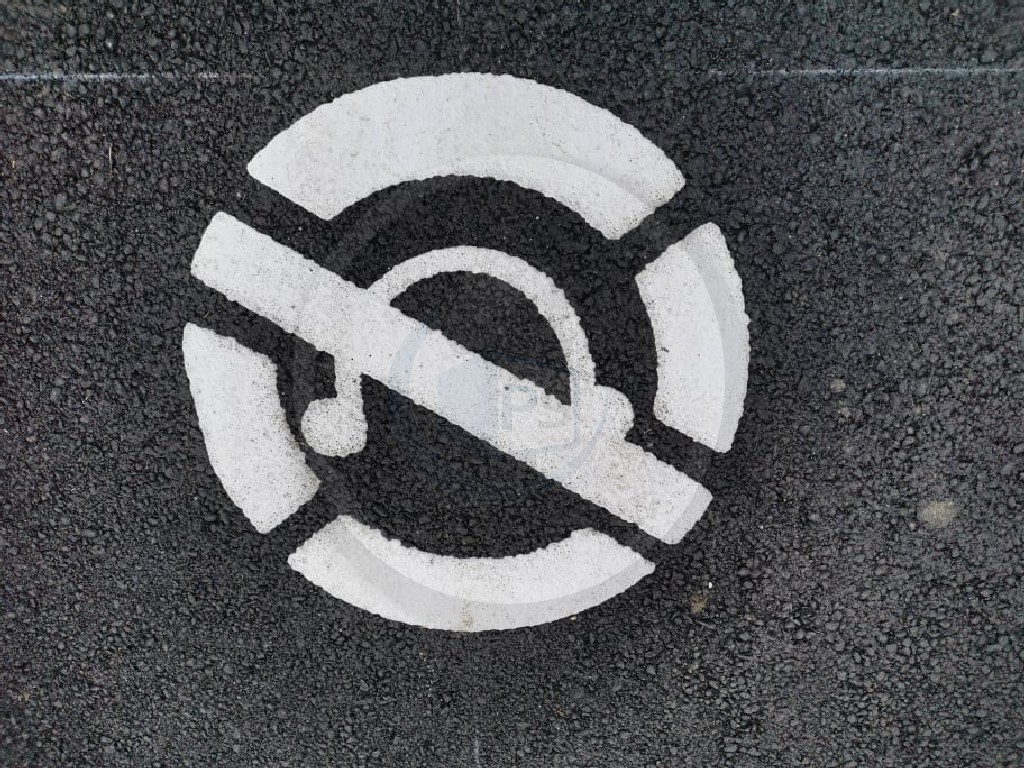 Fără telefon şi căşti pe zebră! Satu Mare intră în rândul oraşelor europene