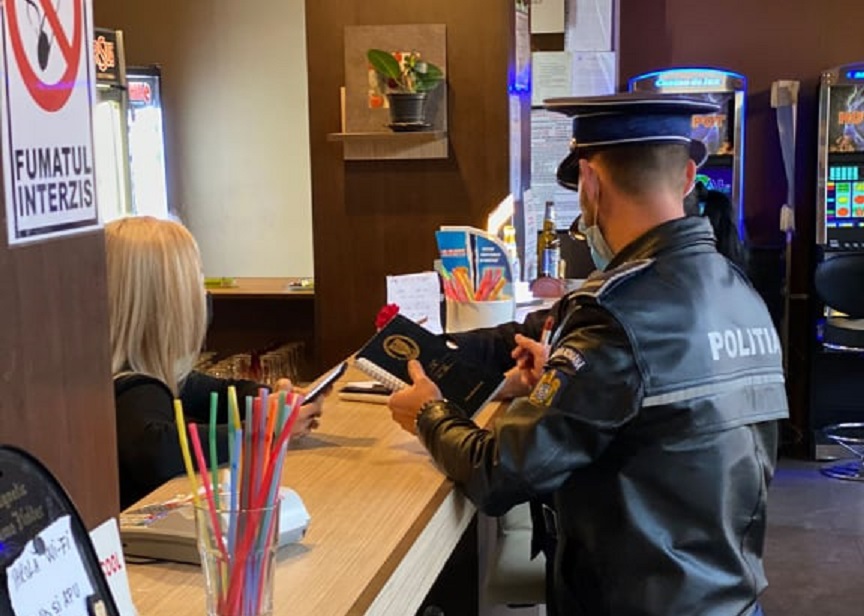 ACȚIUNILE DE VERIFICARE A RESPECTĂRII MĂSURILOR DE PROTECȚIE SANITARĂ CONTINUĂ ÎN JUDEȚUL SATU MARE