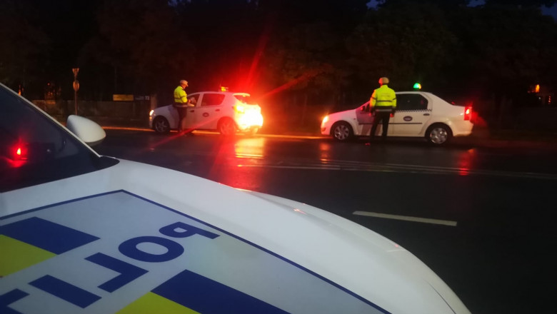 RESTRICȚII DURE. Carantină de noapte, certificat verde, magazine închise la ora 21. Evenimente private interzise 30 de zile