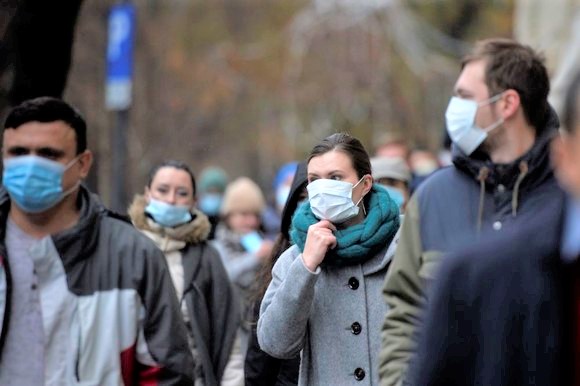 AMENZI. Cât și cum respectă sătmărenii măsurile sanitare?